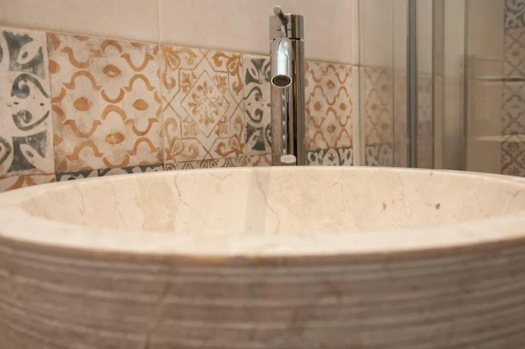 Le Camere Del Borgo Montescudaio 0*,